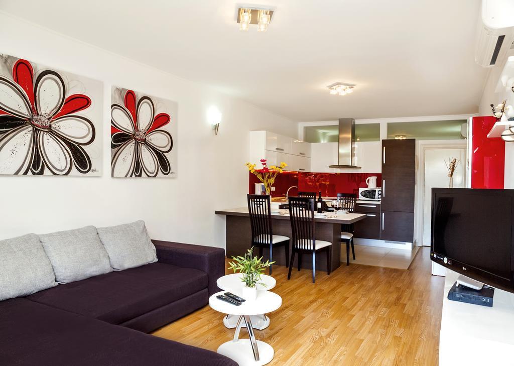 Apartment Lejo Omiš Zewnętrze zdjęcie