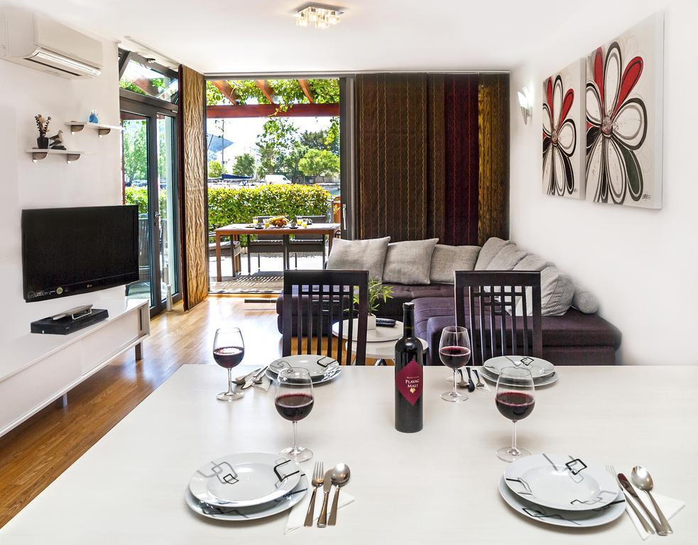 Apartment Lejo Omiš Zewnętrze zdjęcie