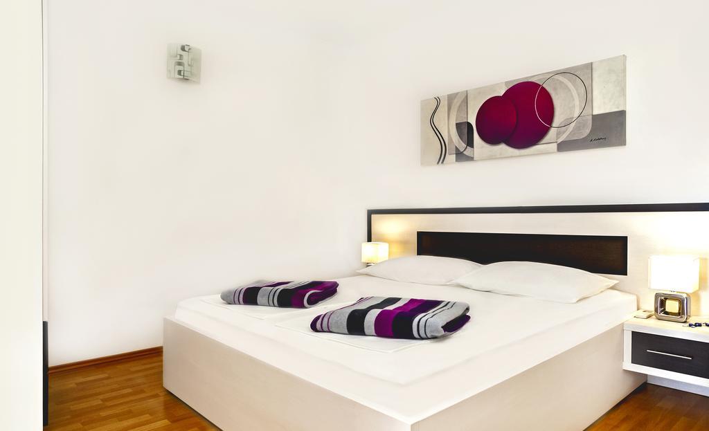 Apartment Lejo Omiš Zewnętrze zdjęcie
