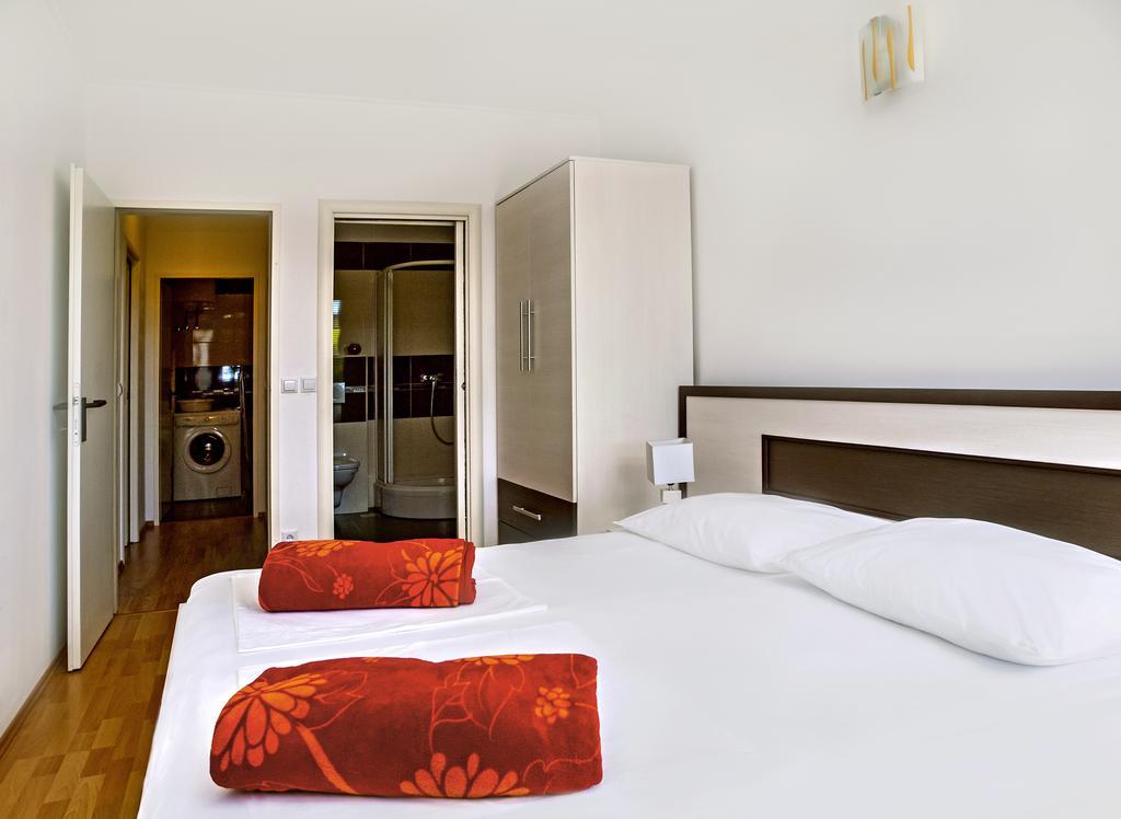 Apartment Lejo Omiš Zewnętrze zdjęcie